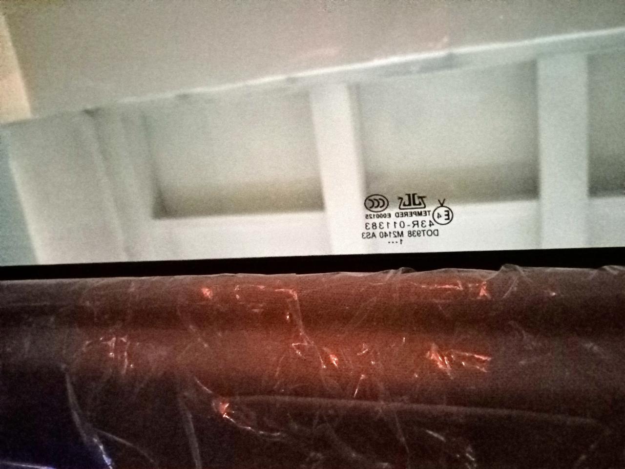 大家的捷达VS5荣耀型的天窗玻璃是这个牌子吗