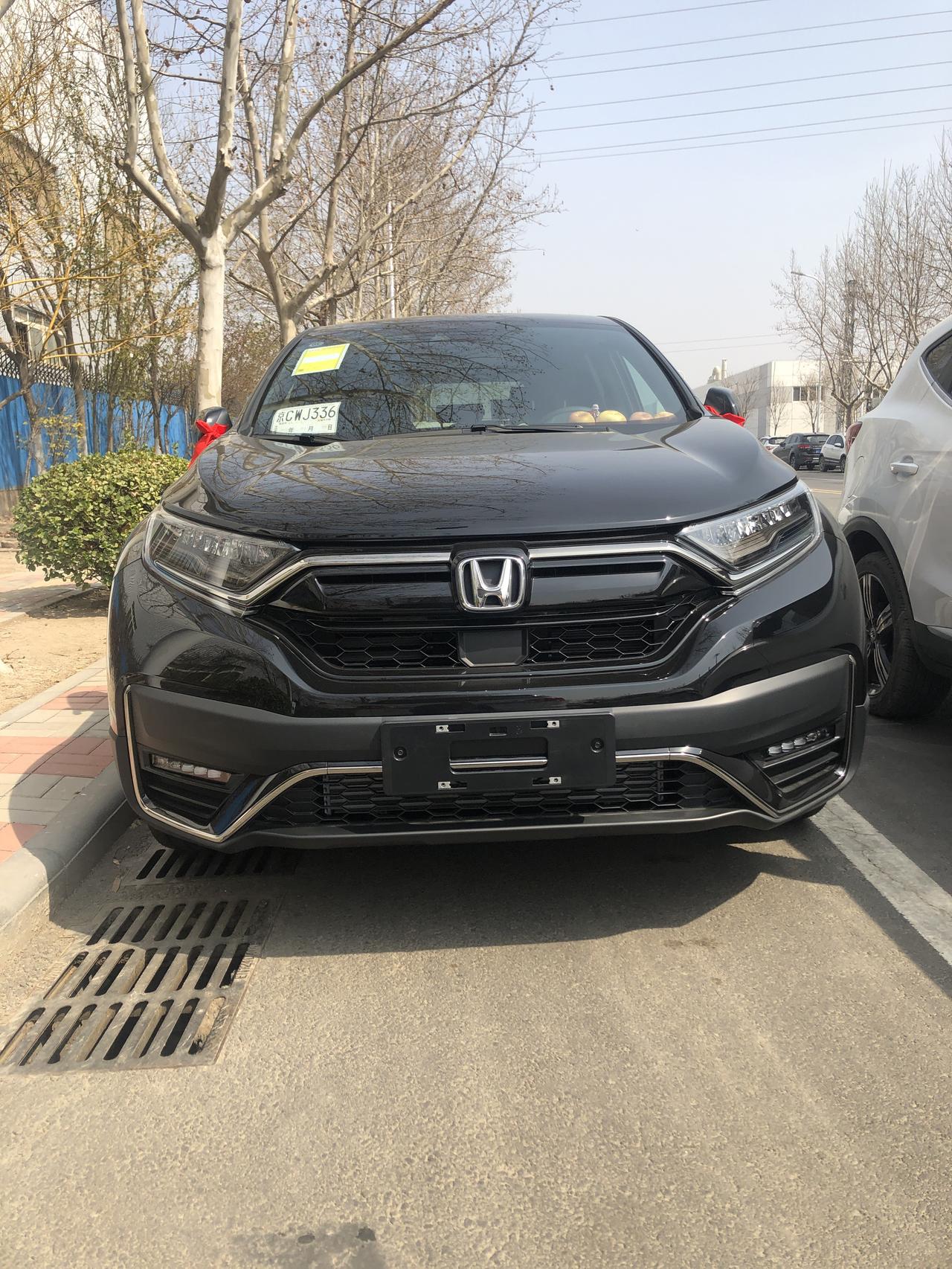 本田CR-V 有没有加亮面前铲的，还有改两侧踏板的？有吗？打算改