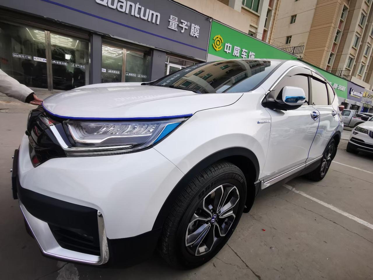 本田CR-V 7000多的贴的进口车衣划算吗？