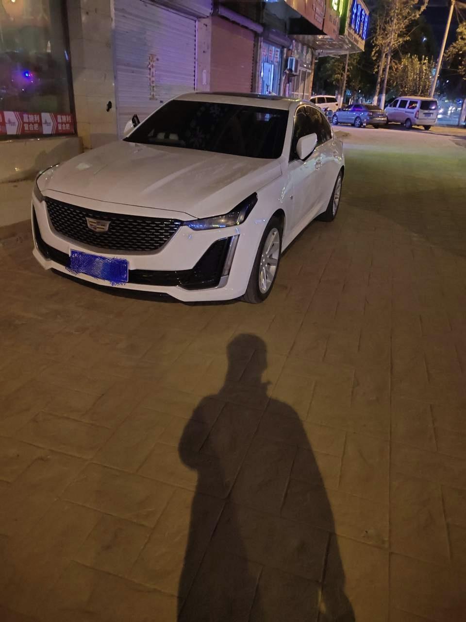凯迪拉克CT5 求问，开了一千多公里路，感觉踩油门的时候发动机或者尾气喷出的那个声音变了，感觉变粗糙了，这个正常吗
