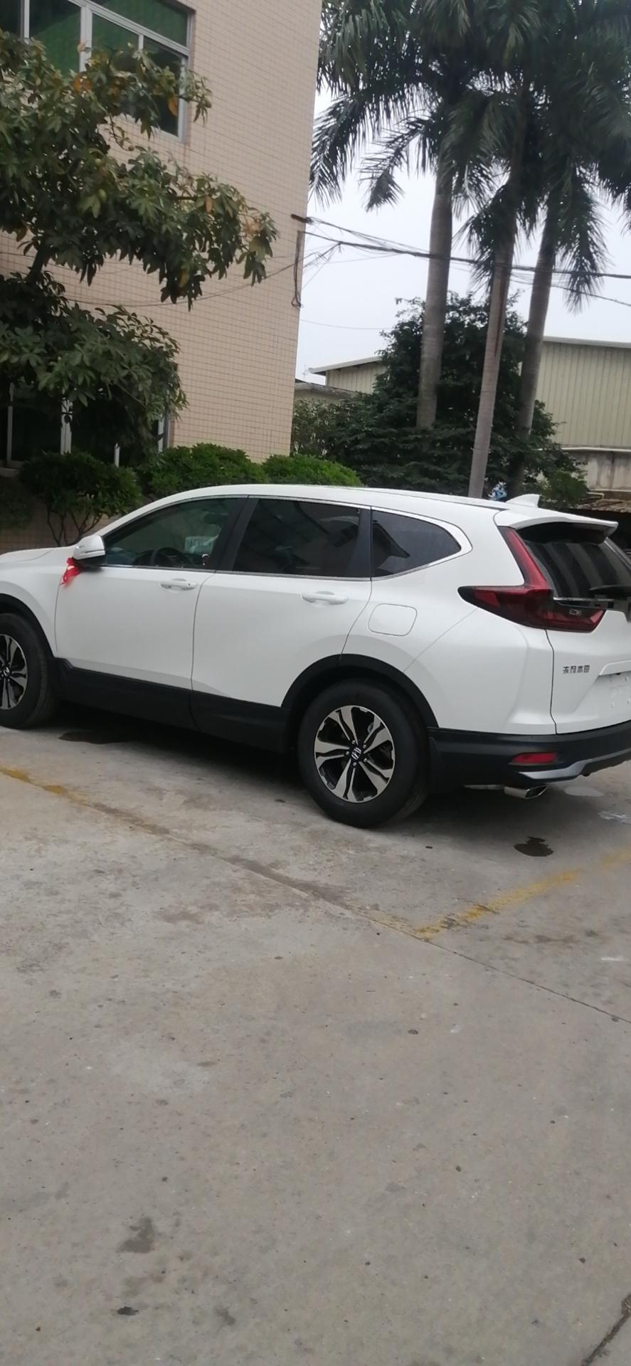 本田CR-V 问一下各位21款CRV都市版，你们用U盘放歌有没有歌词显示啊，还有U盘里面视频能放出来吗？