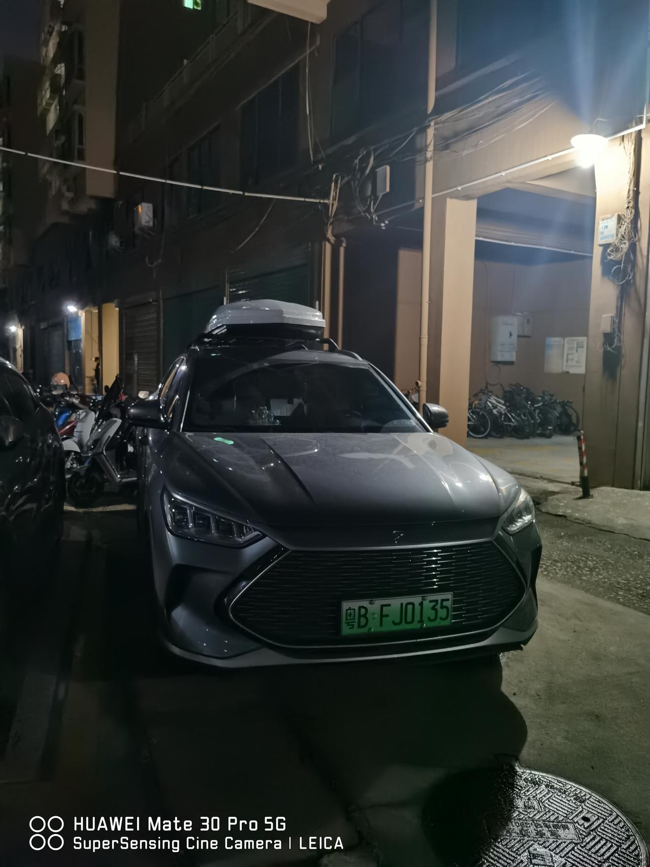 比亚迪宋PLUS DM-i 有没有改装宋PLUSdmi的车友，后视镜和A柱盲区太大能有什么方法改善呢？