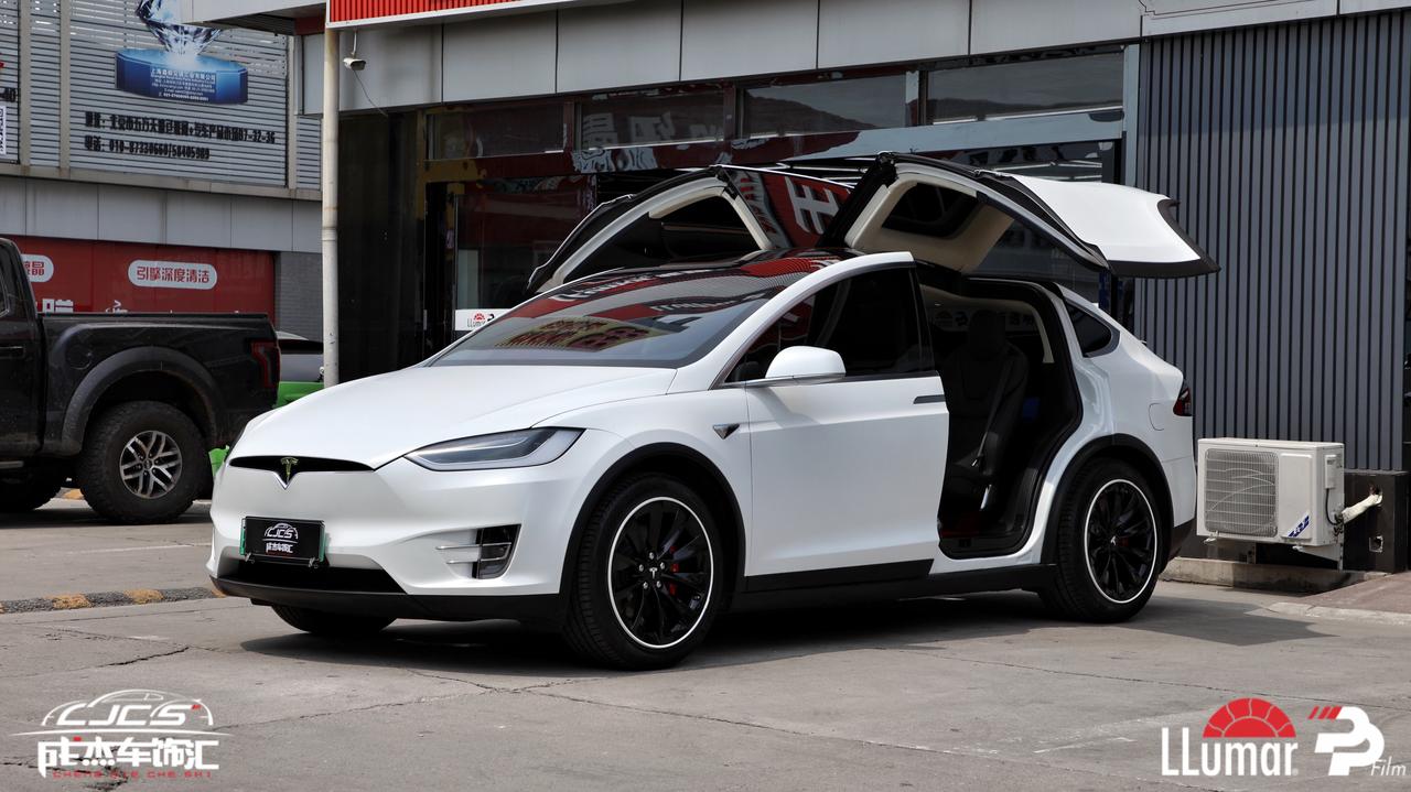 特斯拉Model X 我就想问modelx20元旦会不会有优惠的金融政策还有，谁知道19年元旦有什么吗?