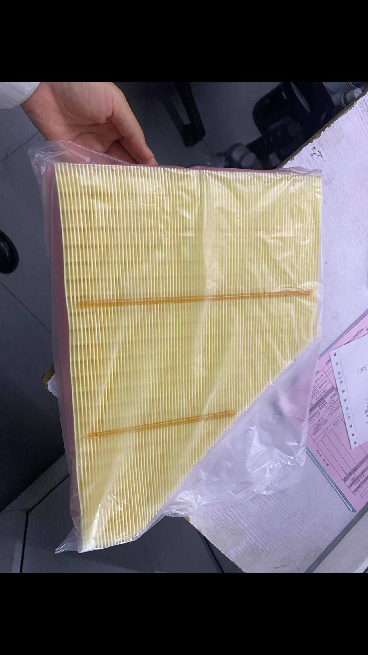 凯迪拉克XT5 请问凯迪拉克x t5空气滤清器滤芯多少钱？