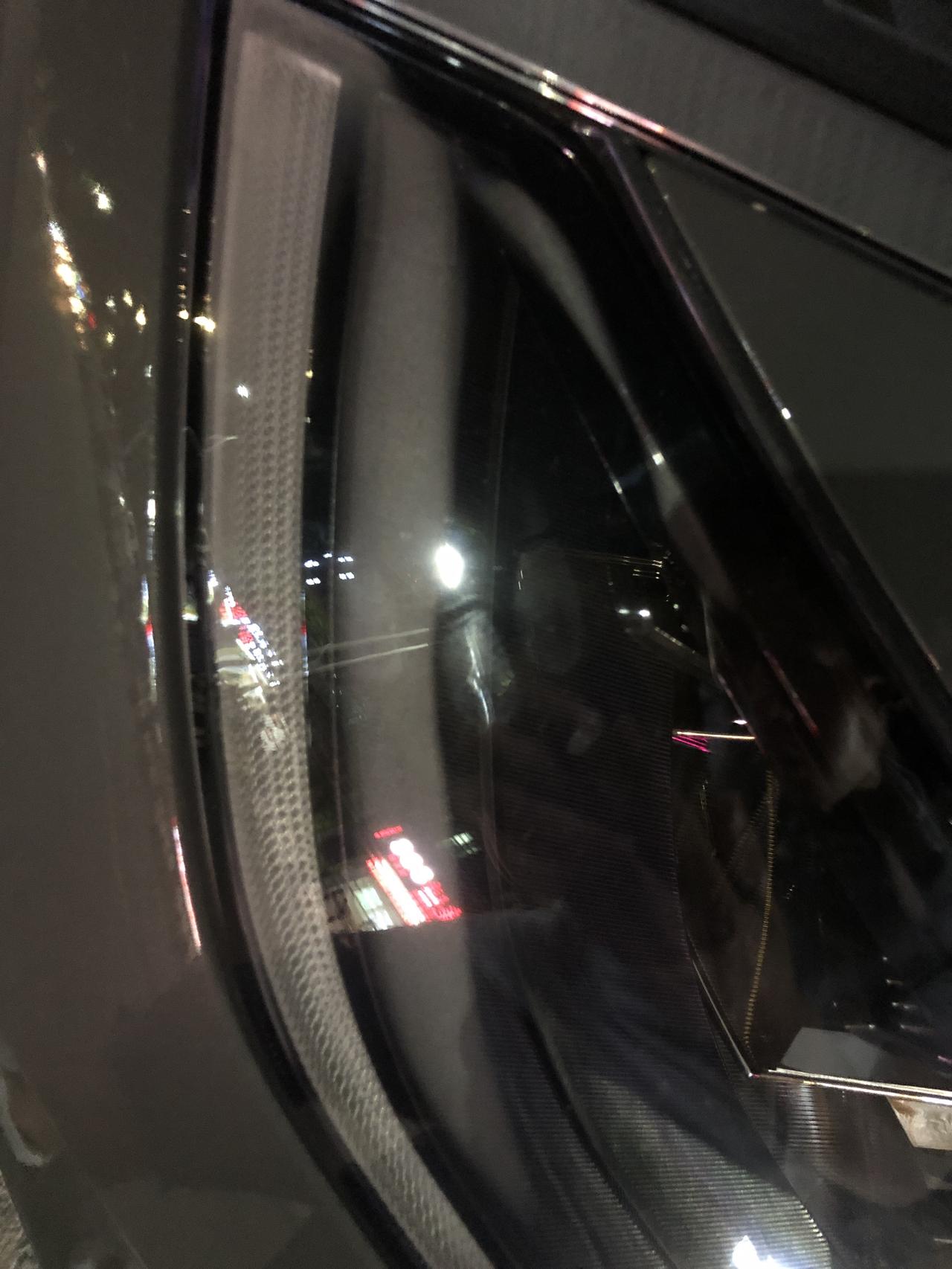 现代索纳塔 大灯起雾要怎么搞？
