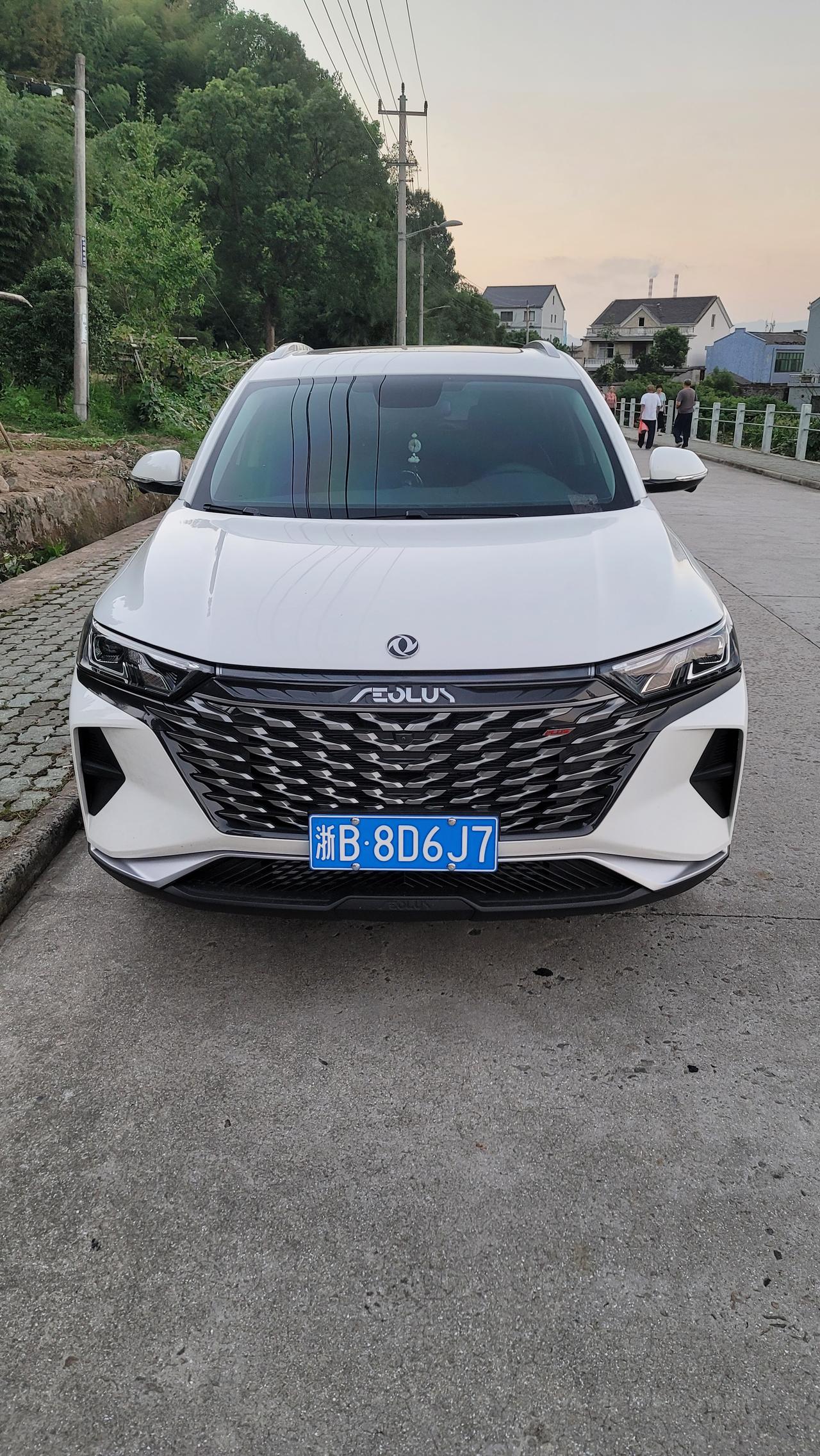 东风风神AX7 新车开回来，感觉方向盘转动很轻，不知道为什么现在变重了