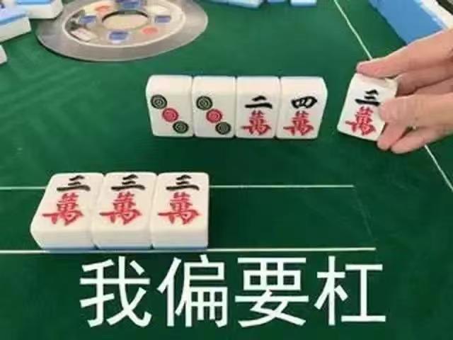 沃尔沃S90 RECHARGE 小小问一下，当时订t8的时候销售说上一年有送充电桩，现在没有了，请问现在政策有变动吗