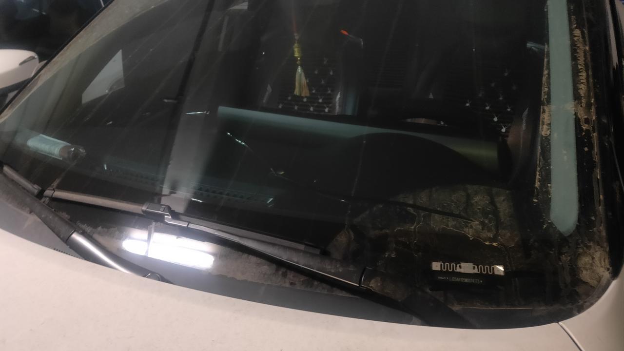起亚傲跑 各位  21款kx3前挡风玻璃怎么样，我的买车不到一个月原装玻璃就裂开了，我去4s换了，说是升级版的，不到一周