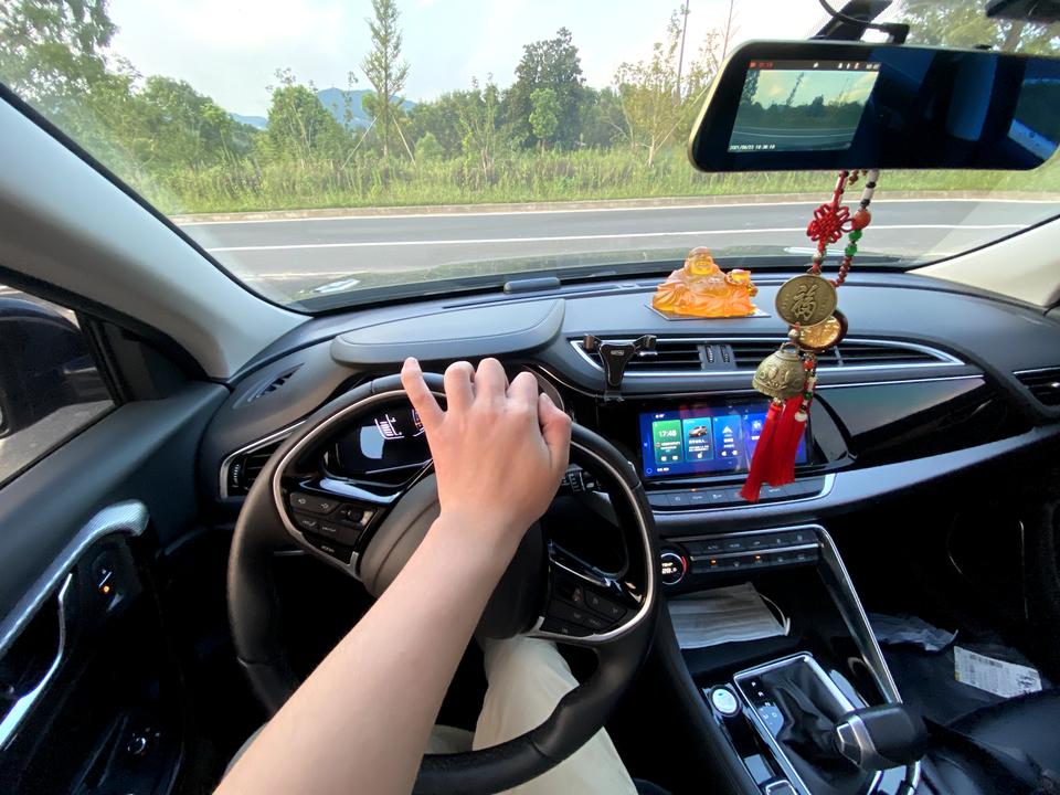 东风风神AX7 20款ax7， 方向盘低速行驶 或者颠簸路面， 转向时有轻微的 咕咕 咯咯 的那种异响 声音不是很大，但