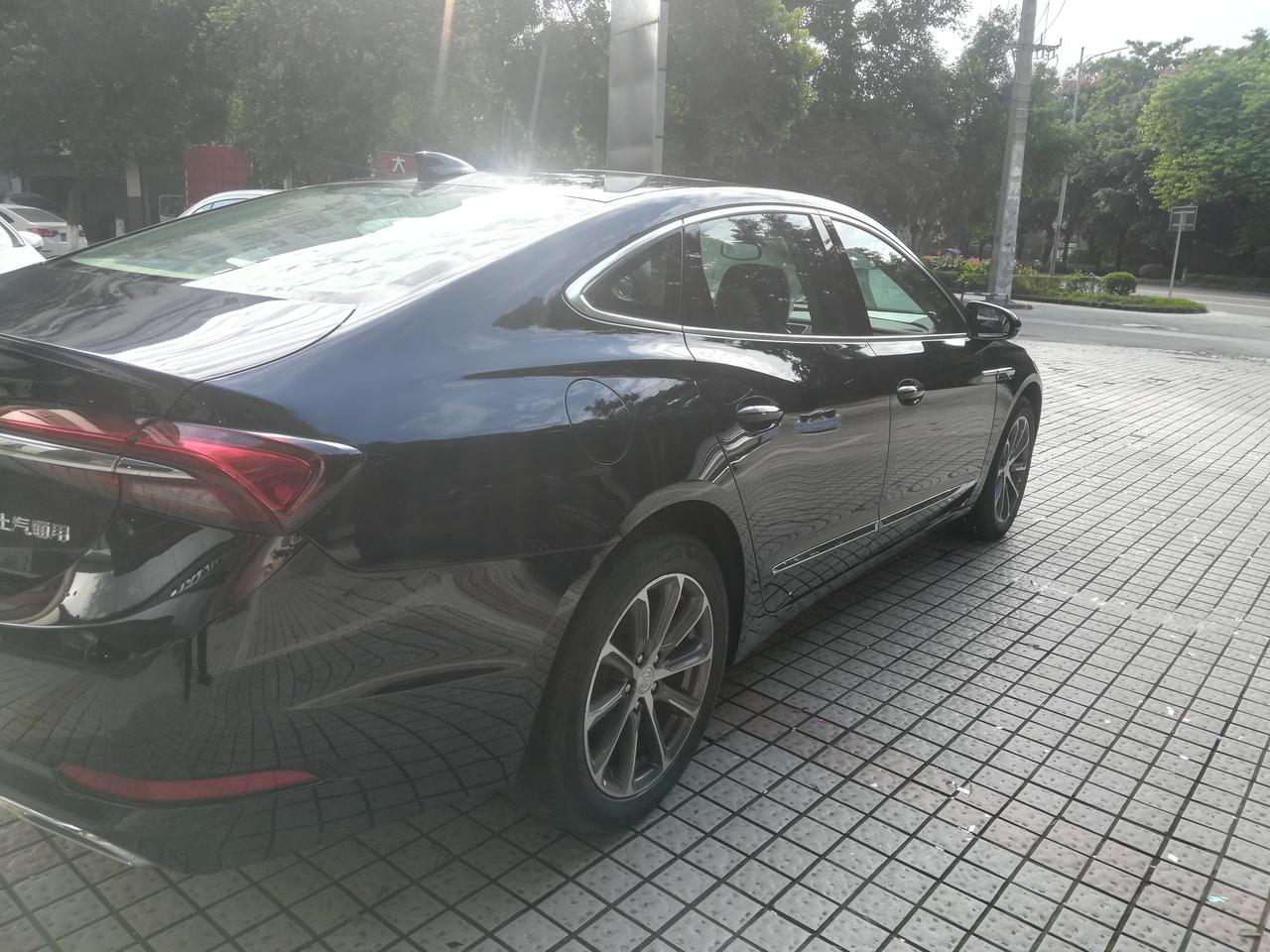 请问7月出厂豪华君越刹车失灵解决了吗？现在一提