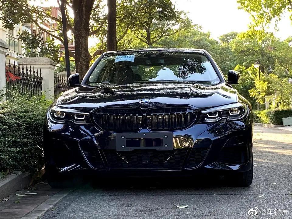 宝马3系 为咬牙还在坚持等车（包括我）的兄弟们加个油！！一段BMW广告语送给你们！！     恭喜您成为尊贵的宝马车主，