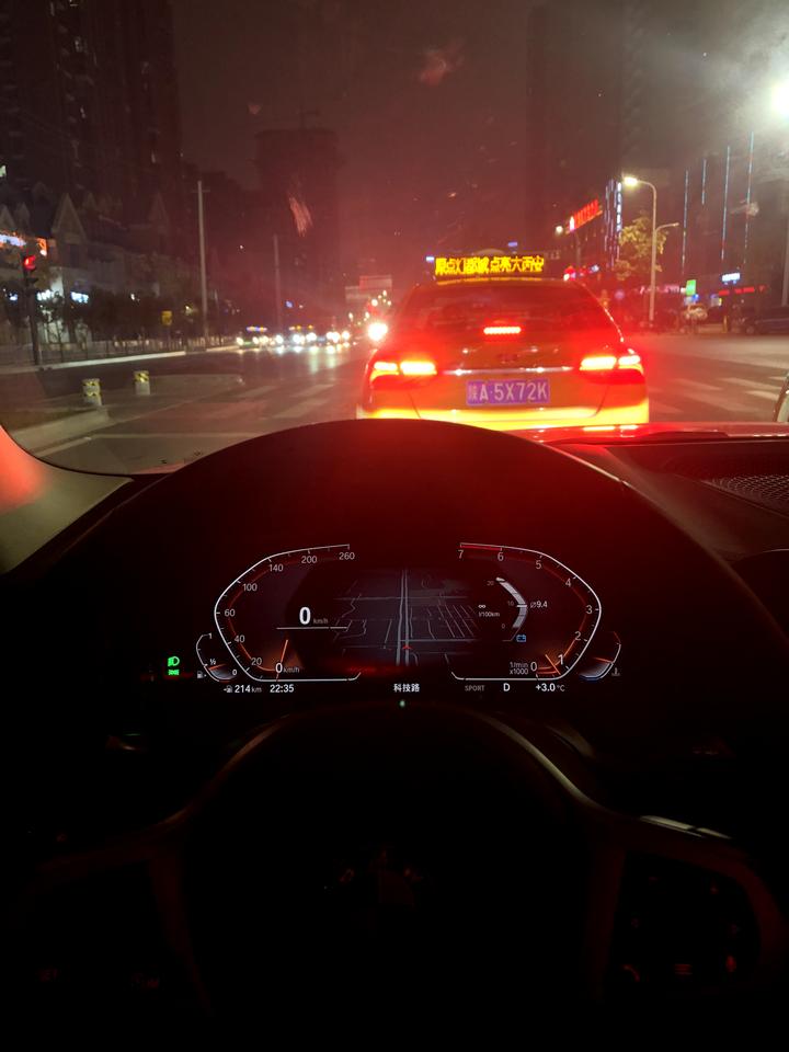 宝马3系 各位哥，看了半天车友圈为啥几乎没人提到320Li...动力有这么差吗，而且我看到325落地都37，38了这感觉