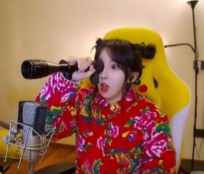 21款卡罗拉精英版1700公里出现刹车跟起步都会往前串一下，怎么回事，有没有一样的，怎么解决的