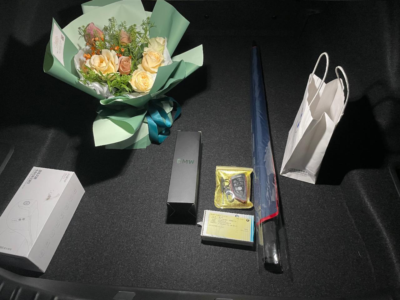 宝马5系 等了3个月，在2022.元旦提车了但至今还不敢上路，真的强太佩服了自己女新手给自己整个这个大的车每天都在后悔中