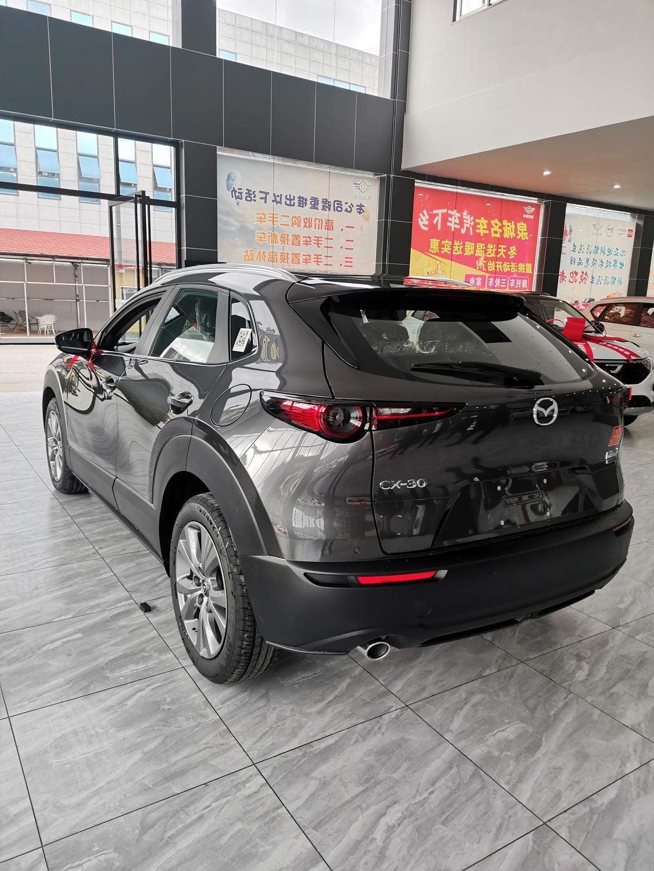 马自达CX-30 等了一个多月的CX-30耀悦铂钢灰终于到了，准备明天提车