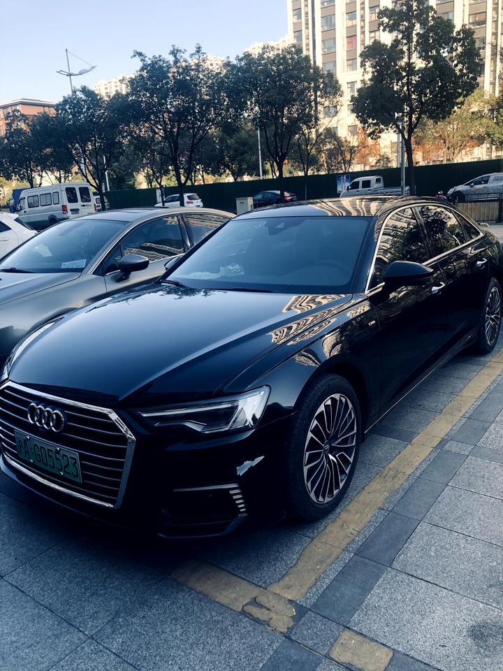 奥迪A6L PHEV 一年的车还能卖多少 想换车
