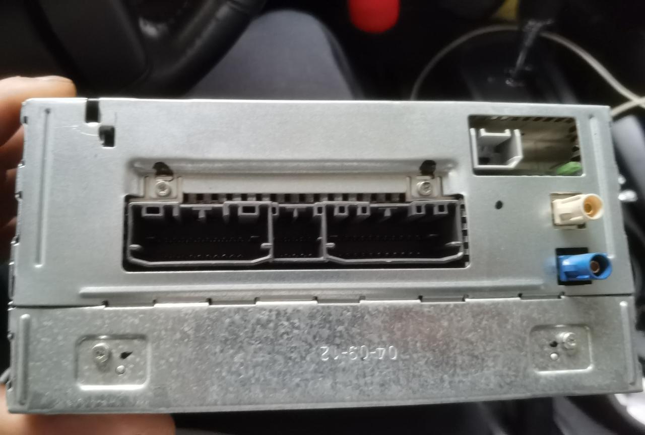 Jeep牧马人 关于哈曼卡顿RHP车机的问题？？把d无法扫描，蓝牙无法删除和连接。