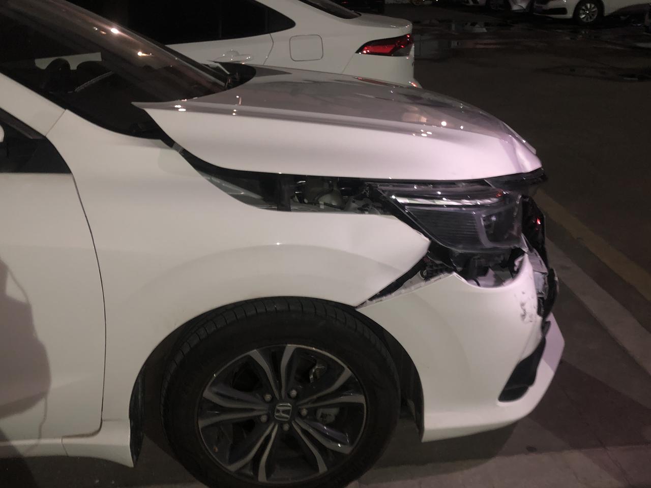 大佬们， 租的车， 十万块的1.0t 本田凌派，这个维修大概多少钱？ 我怕租车公司乱要价，希望解答 谢谢各位大佬
