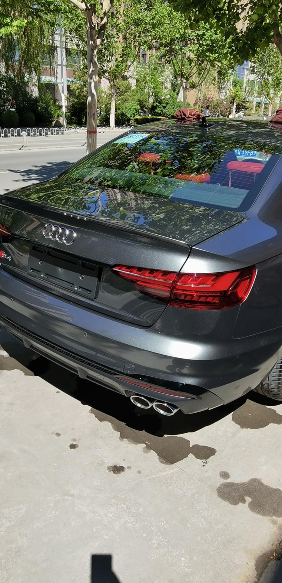 奥迪S4 已经提车 黑光包52落地 正在想改排气 有的说必须全段改 有的说中后 我接送孩子用 不跑车 下赛道啥的 只是新