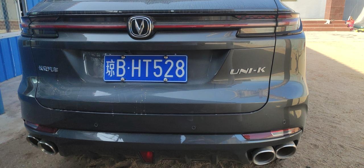 长安UNI-K2021年12月份买的，还没开半年，空调不制冷，回4s店修了好了不到两天，空调又坏了，无奈，本人对长安不看