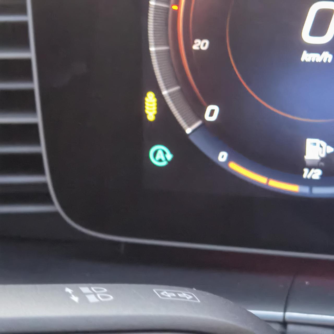 奔驰GLS 有哪位兄弟知道这个弹簧故障灯是原因弄出来的吗？