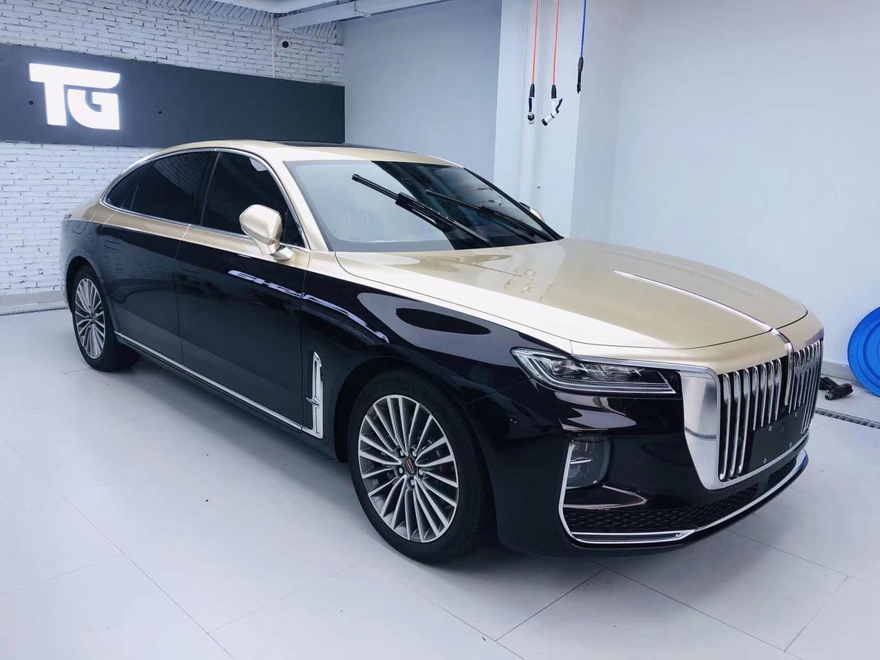 红旗H9 问一下各位大佬，贴了车顶跟引擎盖需要备案吗？