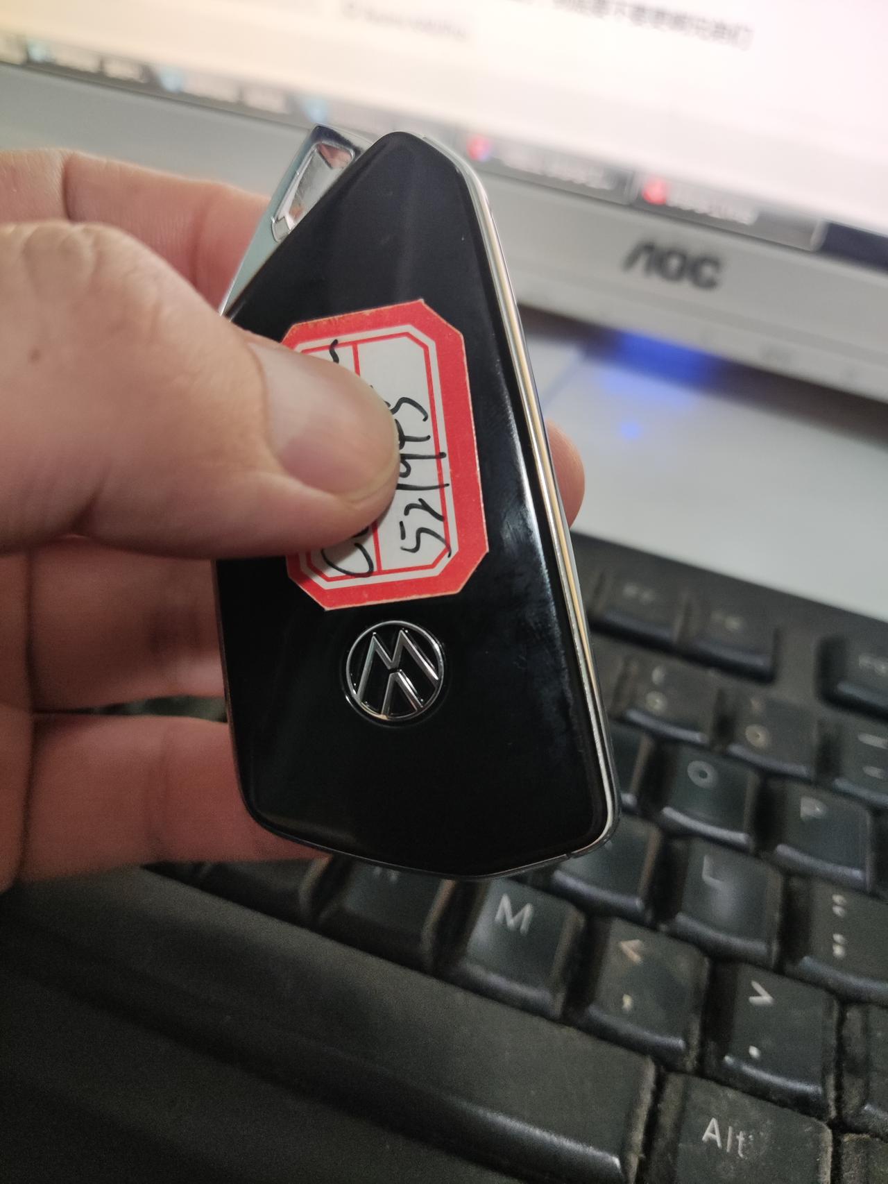 大众途昂 380基础保养一次多少钱？今天刚提车4S店让买4次基础保养，半合成机油，2500给4次，说是618活动。他说正
