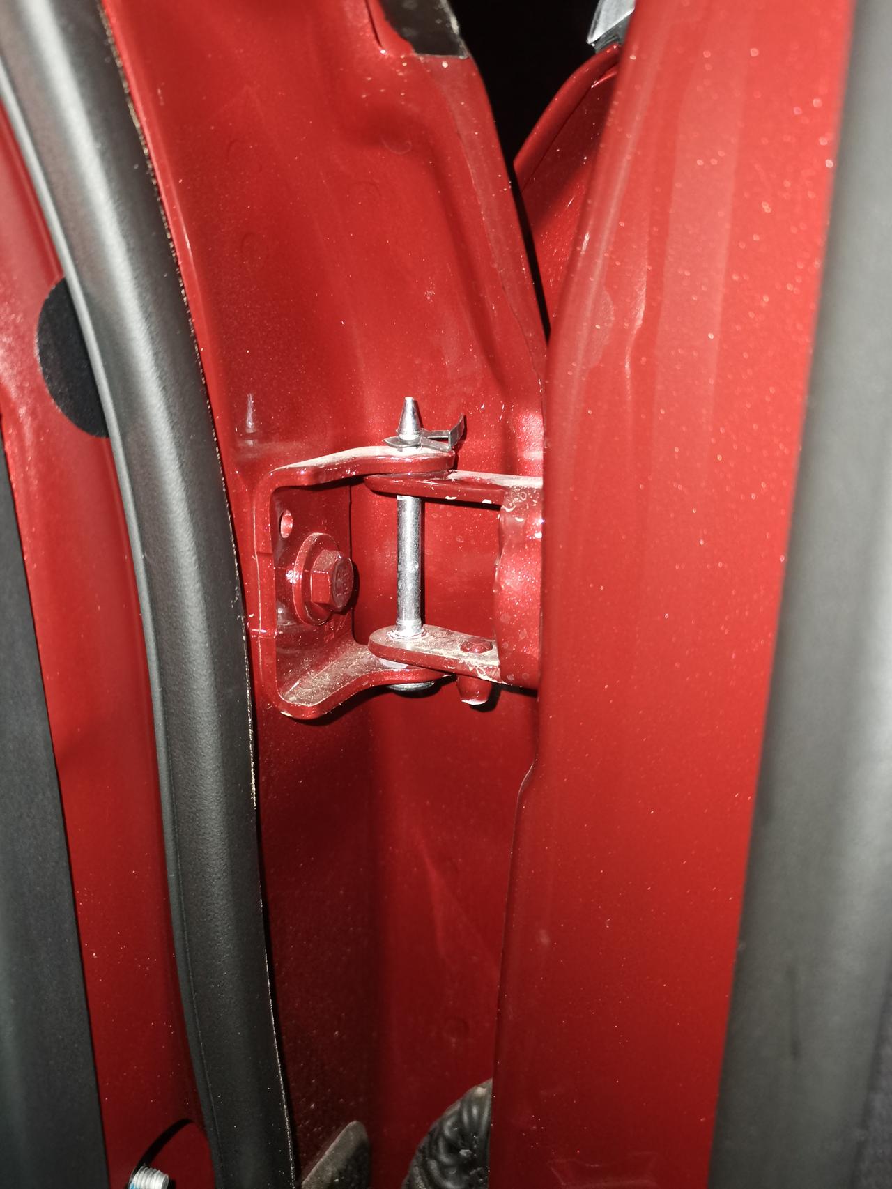 标致508L 这个销钉起什么作用？