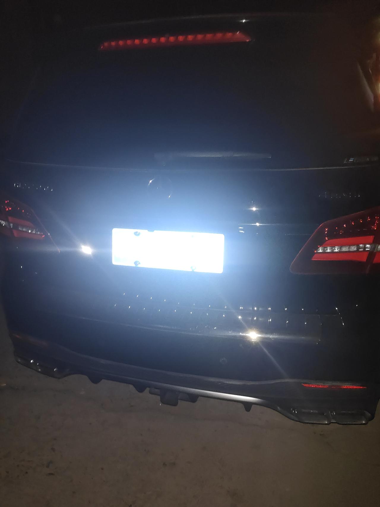 奔驰GLS 这个搞搞多少钱 有必要保险么