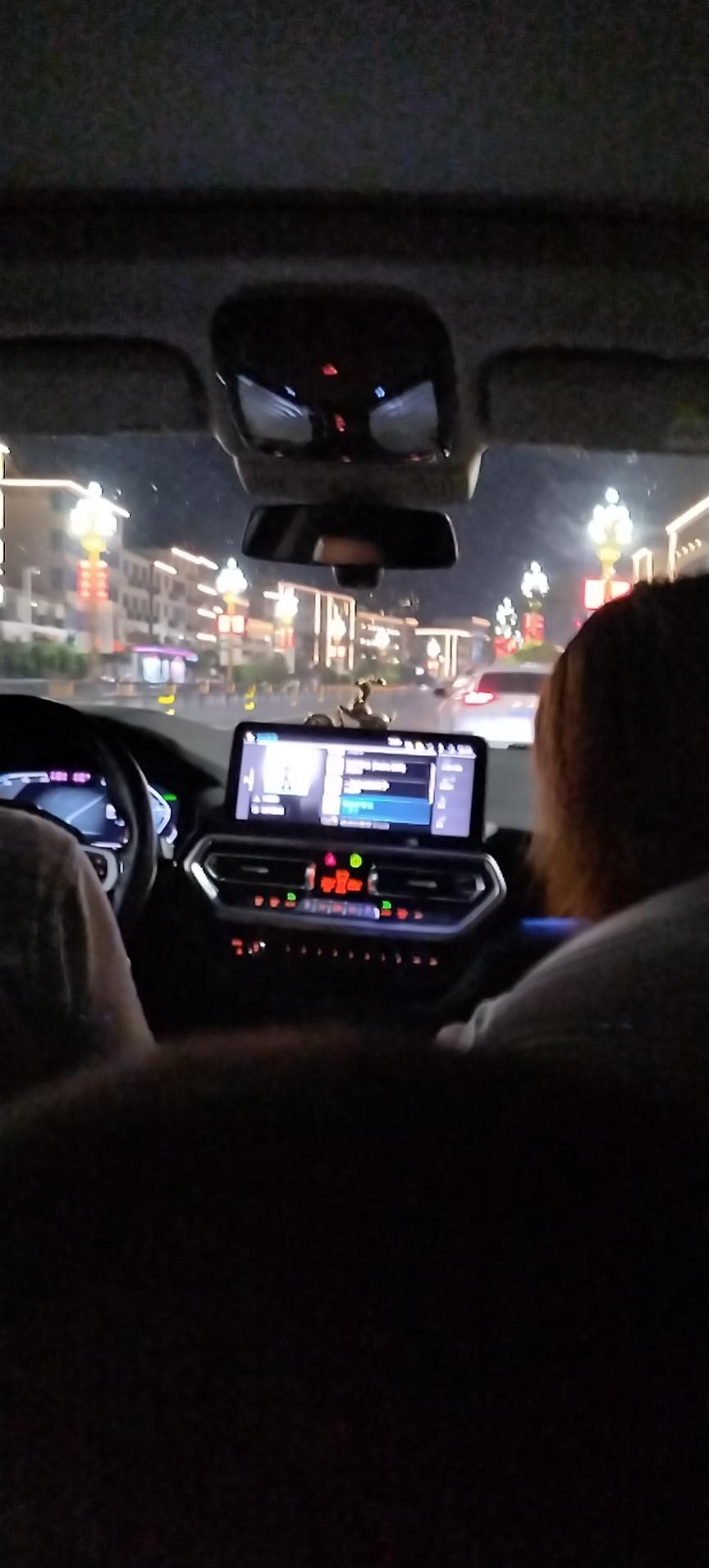 宝马i3 年底有可能实现28万 宝马i3 年底有可能实现28万