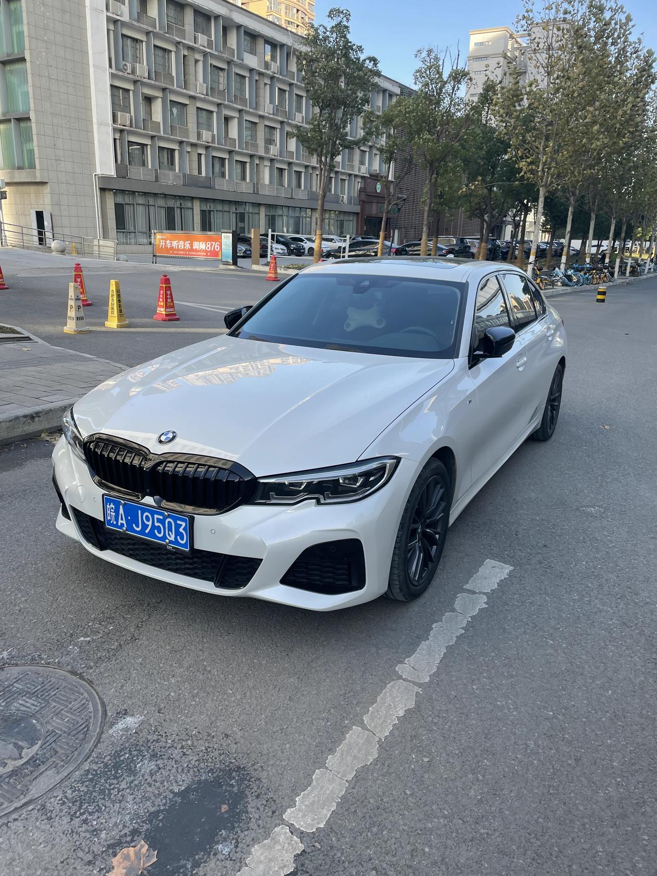 宝马3系 车友们，你们有爱车在停车关闭空调的时候有“吱～”异响么，通病还是质量问题，能走质保么！