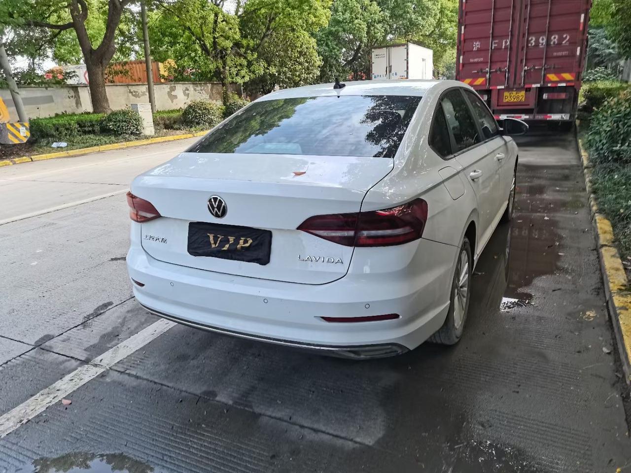 大家帮我看看，一个卖二手车的这款朗逸车21年，卖我4.8w说小事故，无任何大事故，我一直不相信那么便宜，朗逸这款车那么保