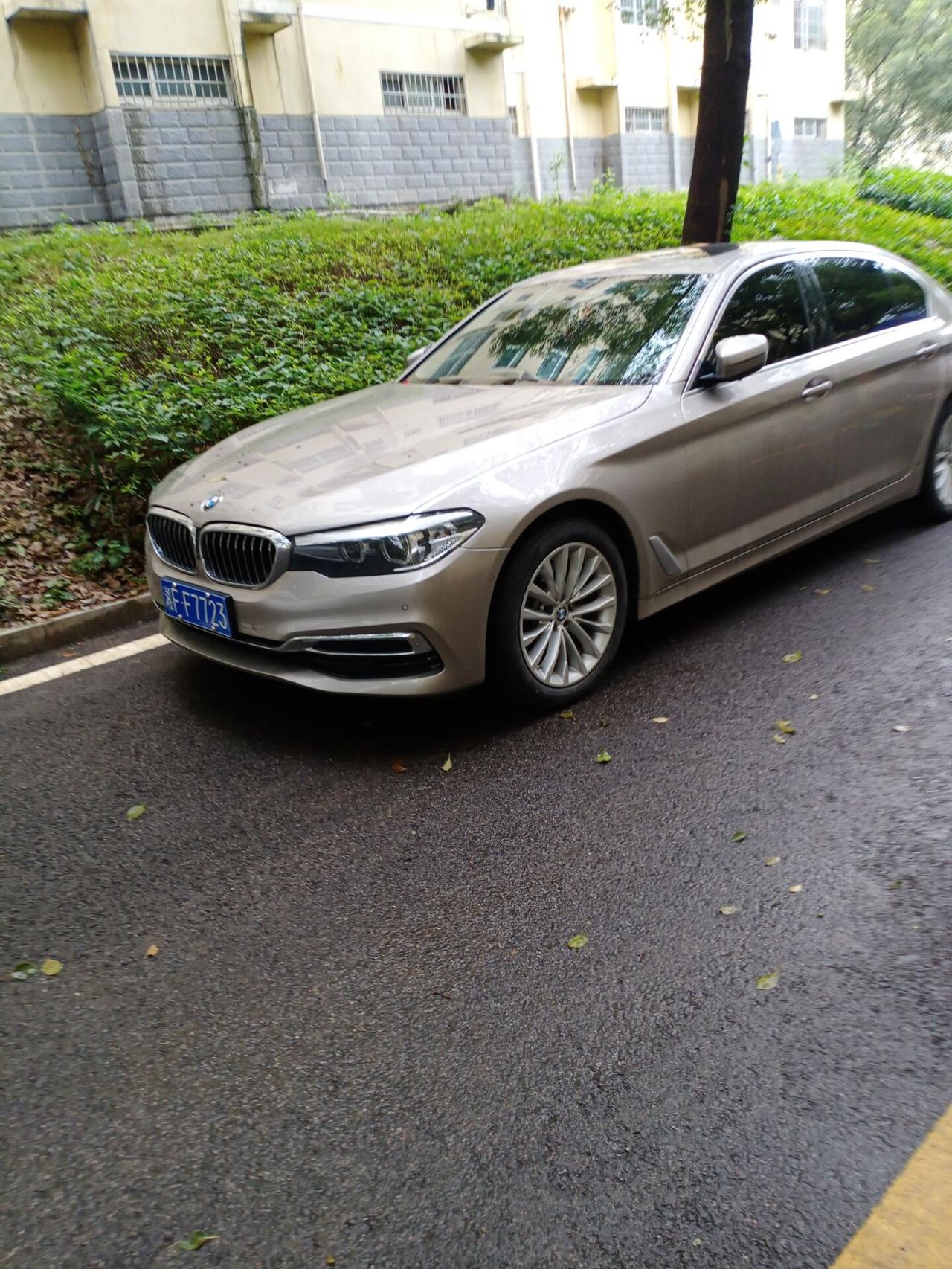 宝马3系 麻烦大佬们帮忙看看这是几系