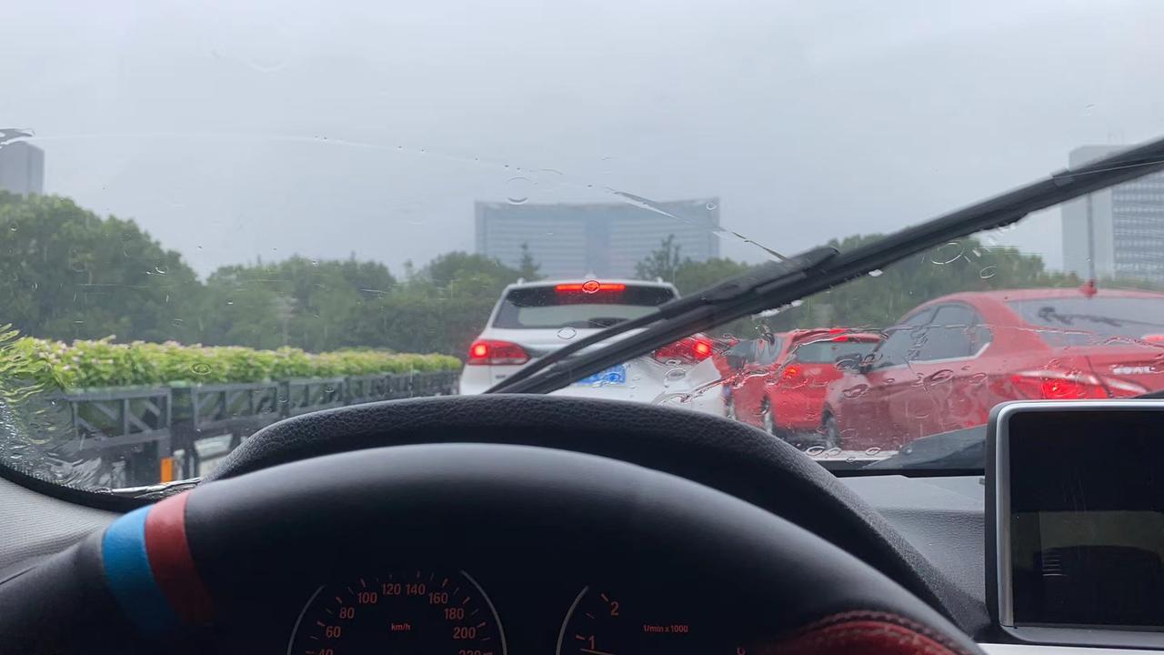 宝马3系 谁帮我看看这是什么款的宝马