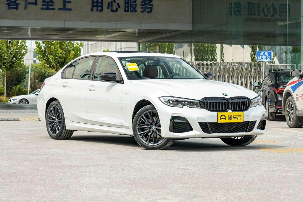 宝马3系 我们当地报价是30.4贷款价，因为我要贷款买，裸车能贵点，现在我想谈价到29裸车有希望没？都让我去店谈，但是省