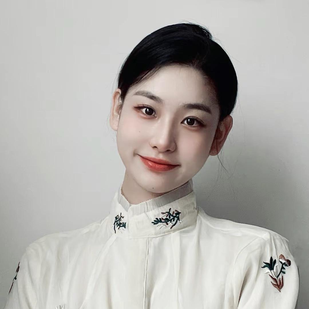 奥迪A4L 问下各位大哥奥迪a4l保养 用车成本很贵吗 后期使用成本比凯美瑞高很多吗？