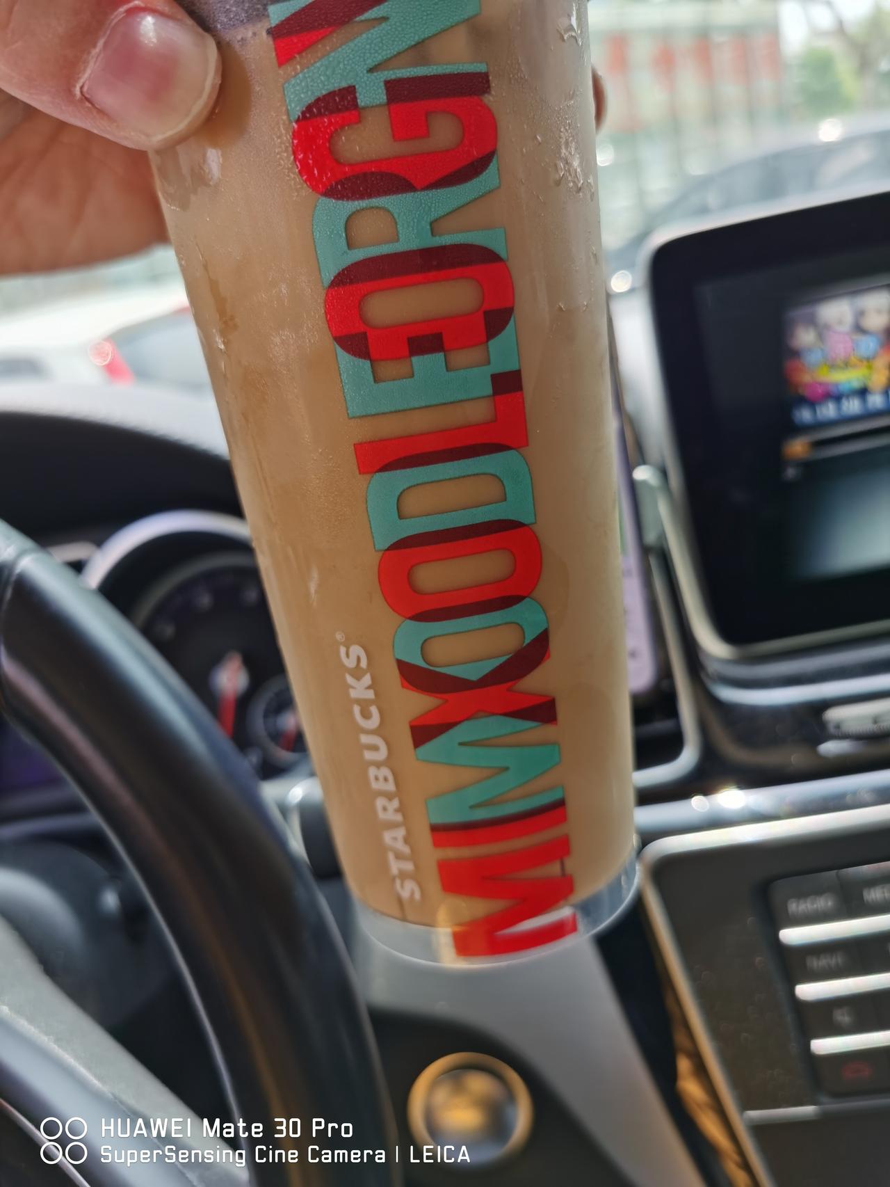 想买迈腾 在GTE和330豪华之间选择，请大家给点意见，谢谢