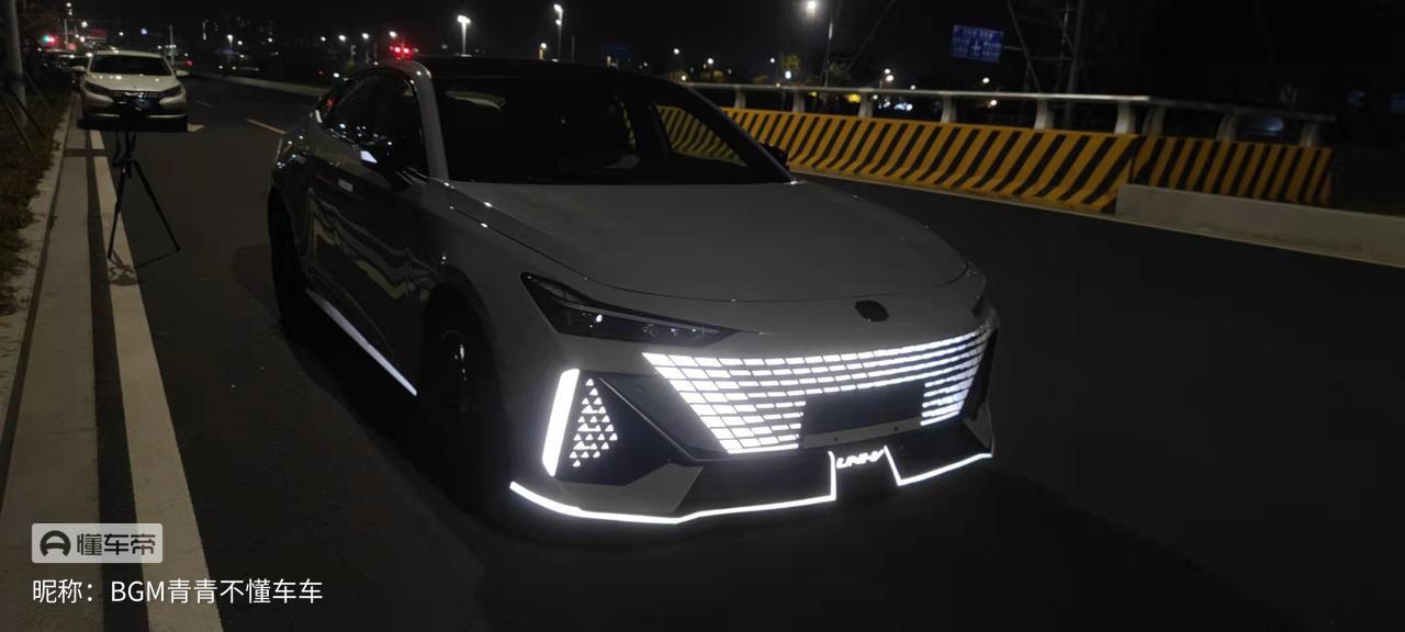 长安UNI-V 兄弟们弄这个可以上路吗，有没有链接