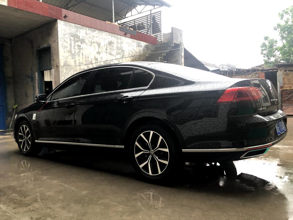 你们的迈腾后视镜折叠异响吗 为什么我的感觉折叠的时候一个快一个慢