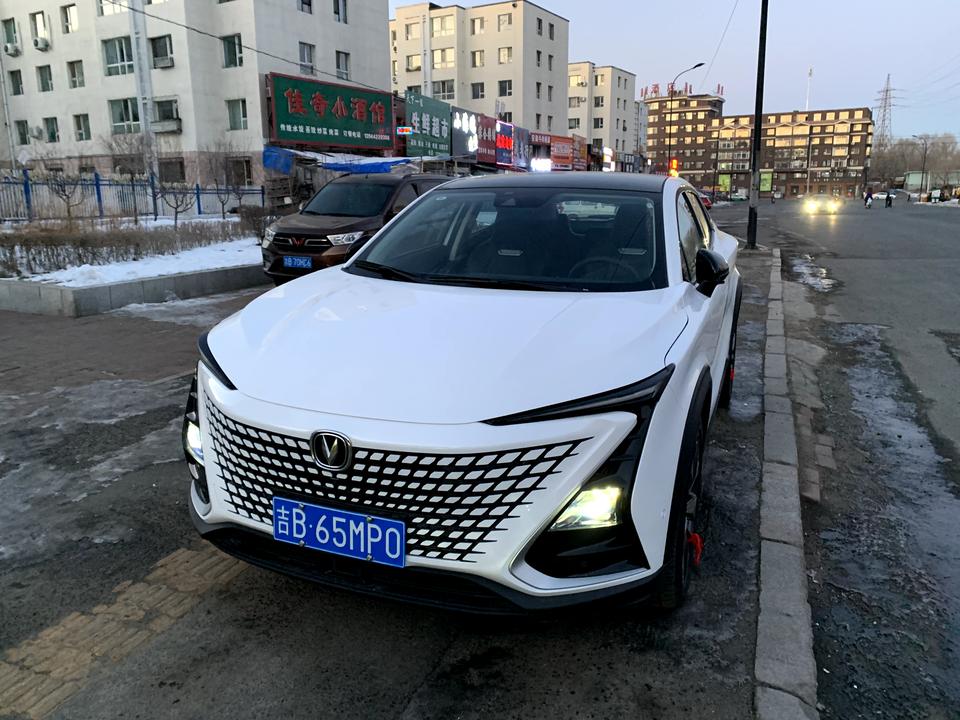 长安UNI-T 兄弟们 你们车的a柱和侧车门有异响吗我一个500公里的新车，a柱和侧车门动不动就发出噼里啪啦的异响，我不