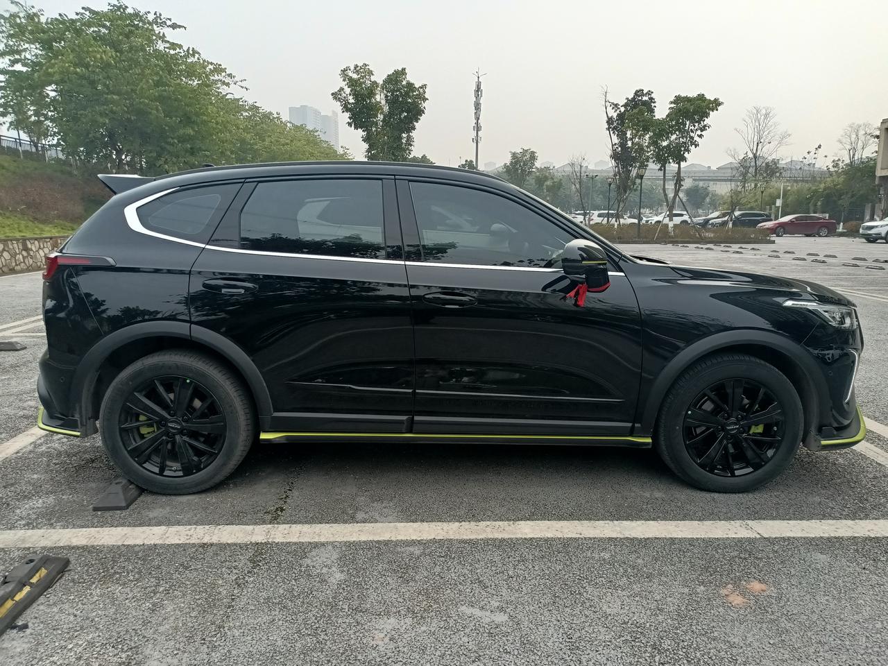哈弗赤兔 你们谁加大过轮胎轮毂这些的，可以加多大，现在感觉底盘低了不够用