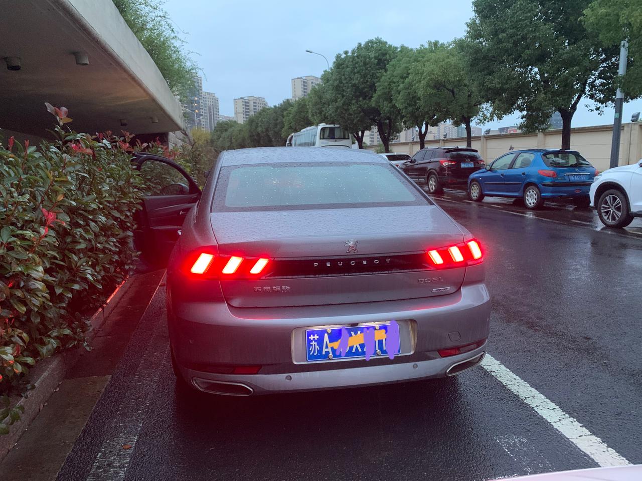 标致508L 想问一下各位车友508L架空版第二年的保险是多少钱，我是人保的，给我报的是5200左右，感觉是不是有点贵了