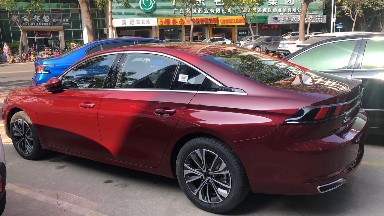标致508L 想请问圈子里同是22款架控的车友们，有没有好用的carlife转carplay盒子推荐，阉割了carpla