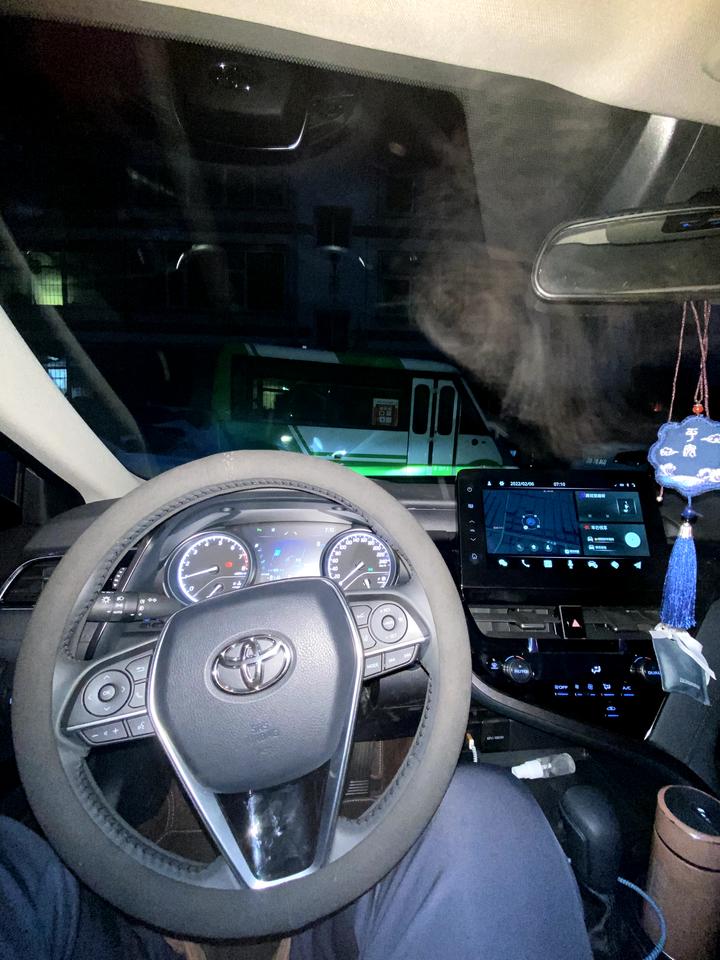21款凯美瑞2.0 手机导航和放音乐怎么能一起播放呢？要不只有导航 要不干脆连导航都没有了