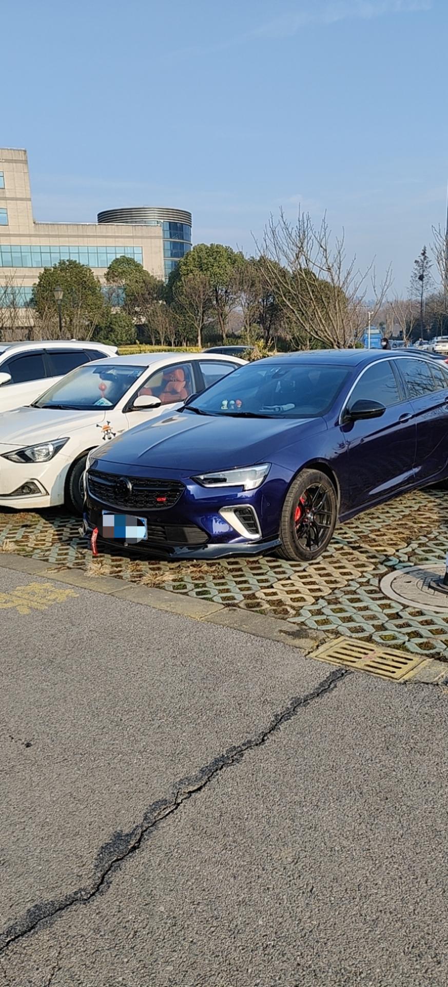 别克君威 请问有哥们姐们升级了econnect3.0了么