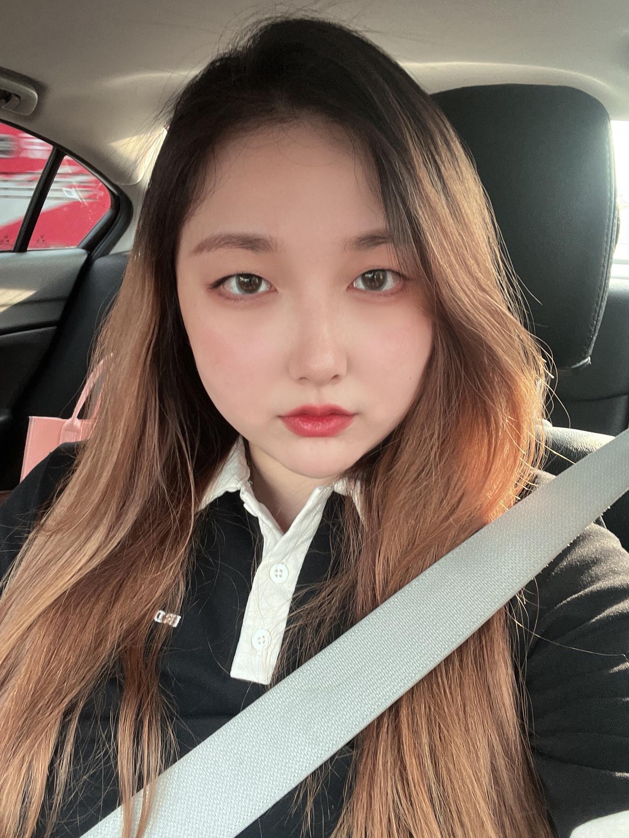 奥迪A4L 求问各位车主兄弟，本人想购置一台45A4，最近发现，如果选了防眩目外后视镜是不是后视镜就不能加热了？不会吧。
