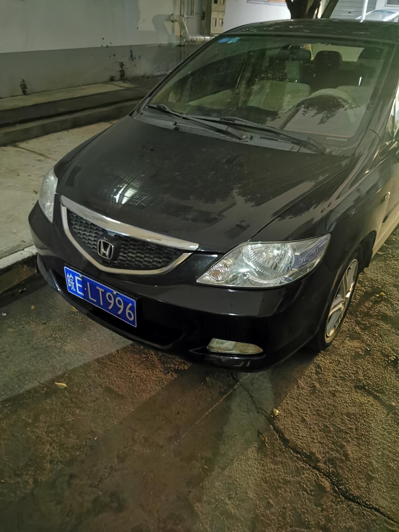 日产轩逸 兄弟们，请问这是哪一款啊，后面也没有个字母标识的