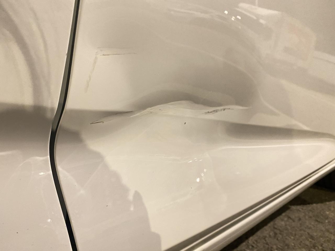 别克君威 刚买的新车才买100多天，被一个老头骑电瓶车给撞上，想问一下修好后能管多久，用车时间长了会不会一块一块的掉漆。