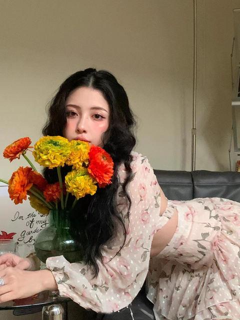 名爵MG5天蝎座 顶配到底带不带尾翼啊？有人说带有人说不带的