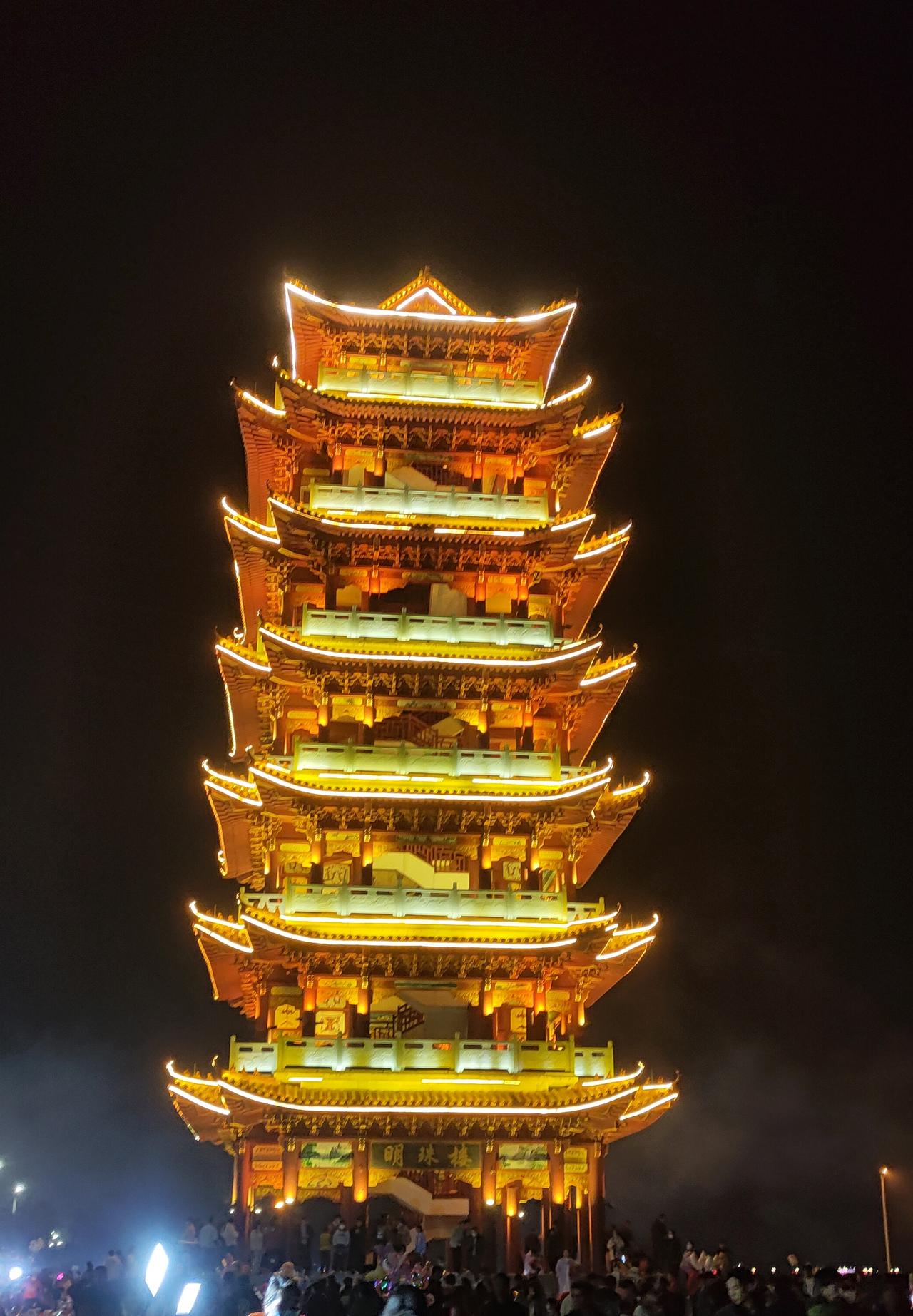 日产轩逸 请问一下各位老司机们，冷胎胎压打多少合适？